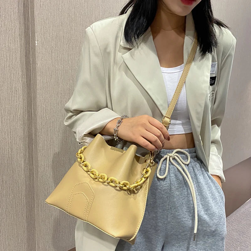Shoulder Bag Ladies All-match Chain Bucket Messenger Handbag PU Large Capacity B