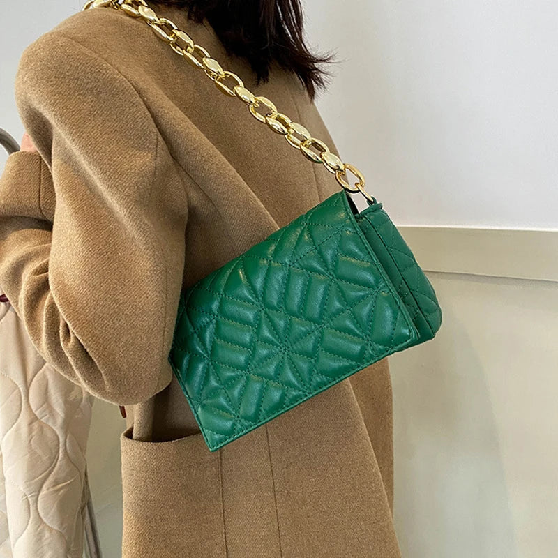 Plaid Shoulder Bag with Thick Chain Crossbody