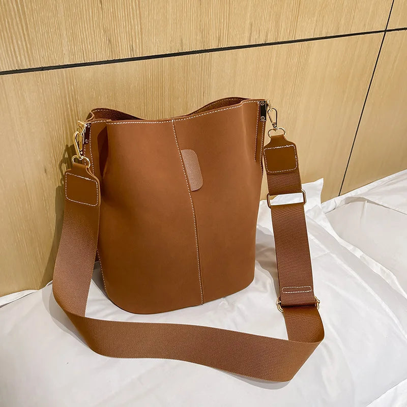 Women's Large Capacity Tote Bucket Bag Messenger