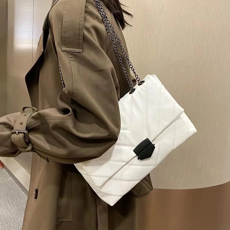 Casual Chain Messenger Bag Ladies Shoulder Bag PU Leather Handbag