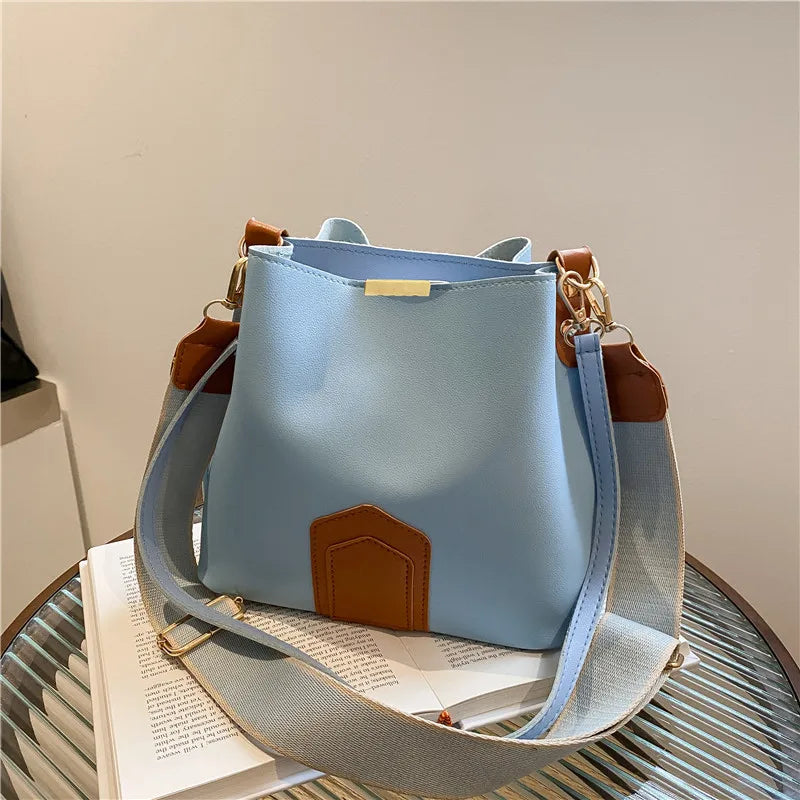 Retro Women's Bag with Wide Shoulder Strap