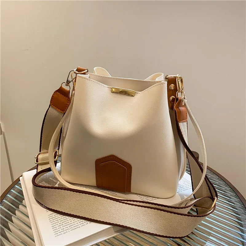 Retro Women's Bag with Wide Shoulder Strap