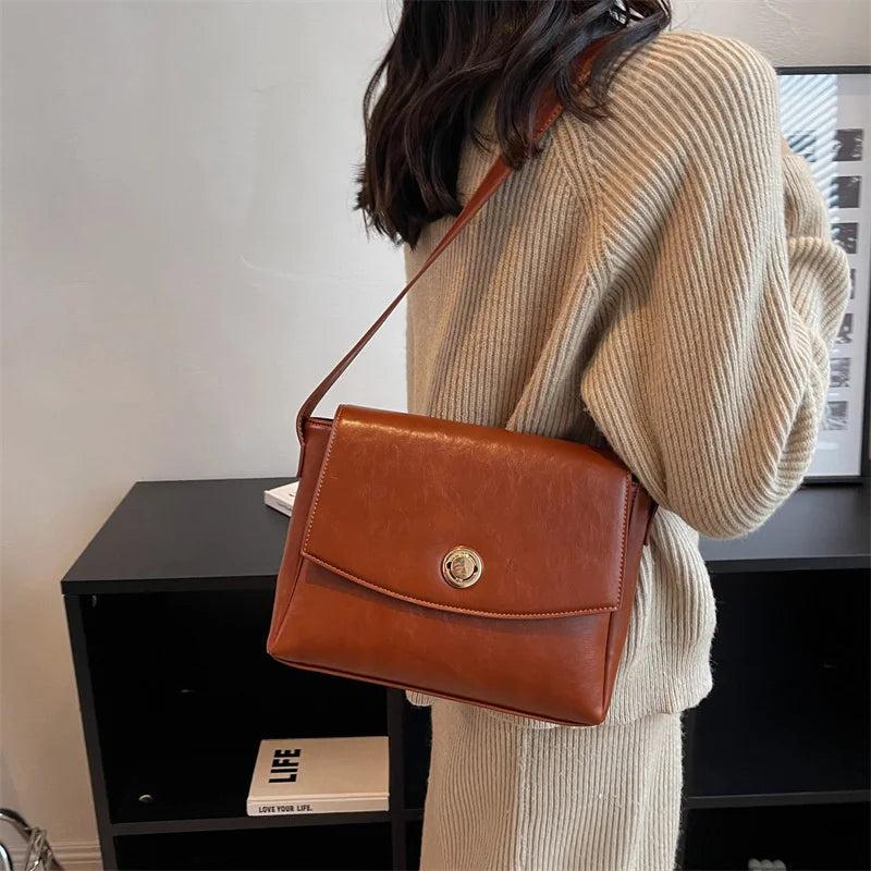 Casual Women Green Brown Underarm Bags Vintage Lady Armpit Bags Handbags