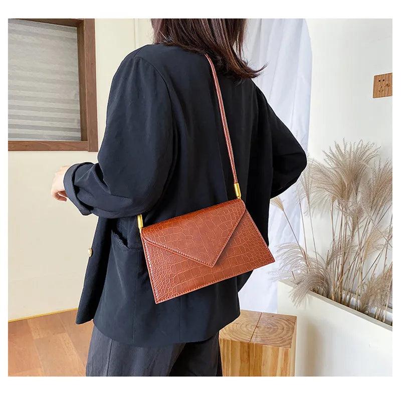 British Small Square Bag Women High-quality PU Leather Chain Shoulder bags
