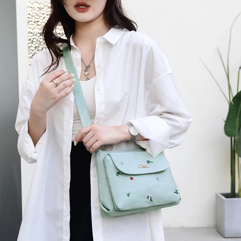 Casual Shoulder Bags Handbag Nylon Crossbody Bag Female Ladies Messenger Pack