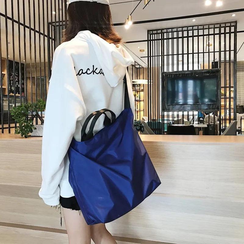 Casual Shoulder Bag Women Large-Capacity Crossbody Waterproof Travel Messenger B