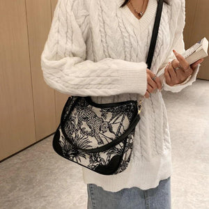 Casual Canvas Bag Embroidery Chain Messenger Women Large Capacity Handbags