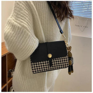 Casual Women Shoulder Bag Crossbody Bag Small Messenger Chain Handbag