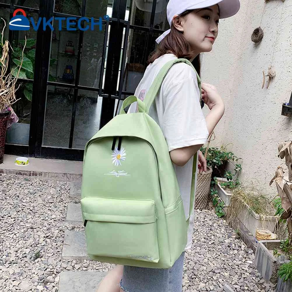Casual Canvas Book Backpack Green with Daisy Embroidery Large Capacity