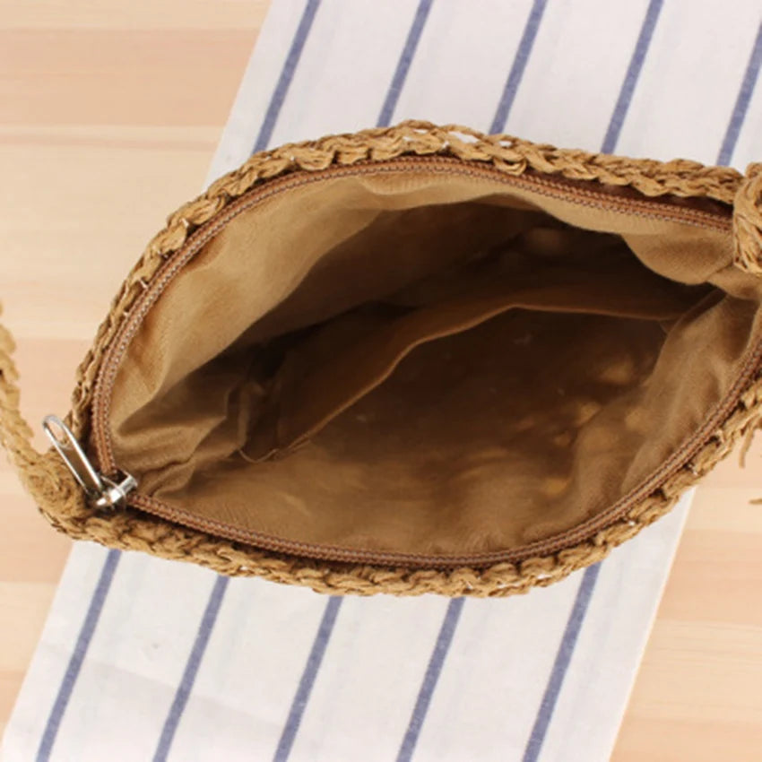 British Hollow Tassel Straw Bag Hand-Woven Beach Bag