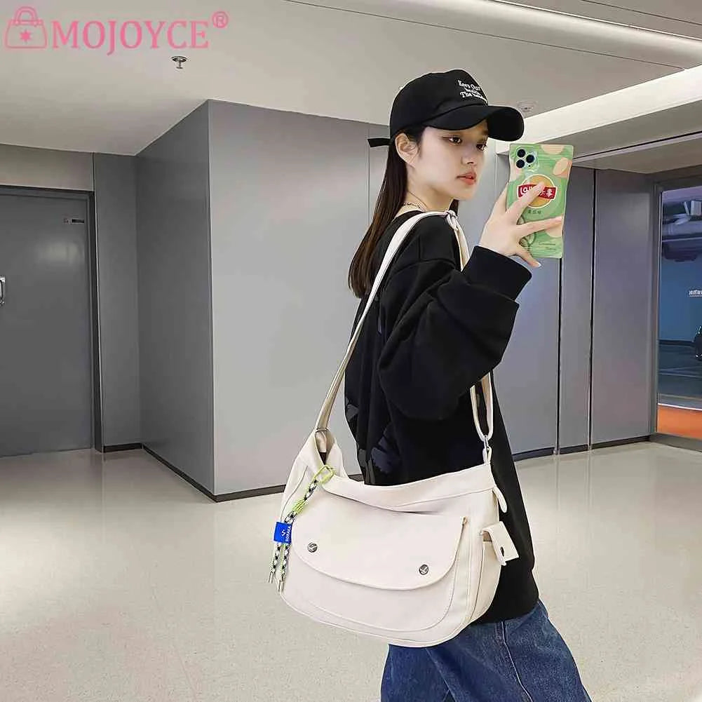 Casual Couple Phone Pouch Nylon Shoulder Bag with Pendant