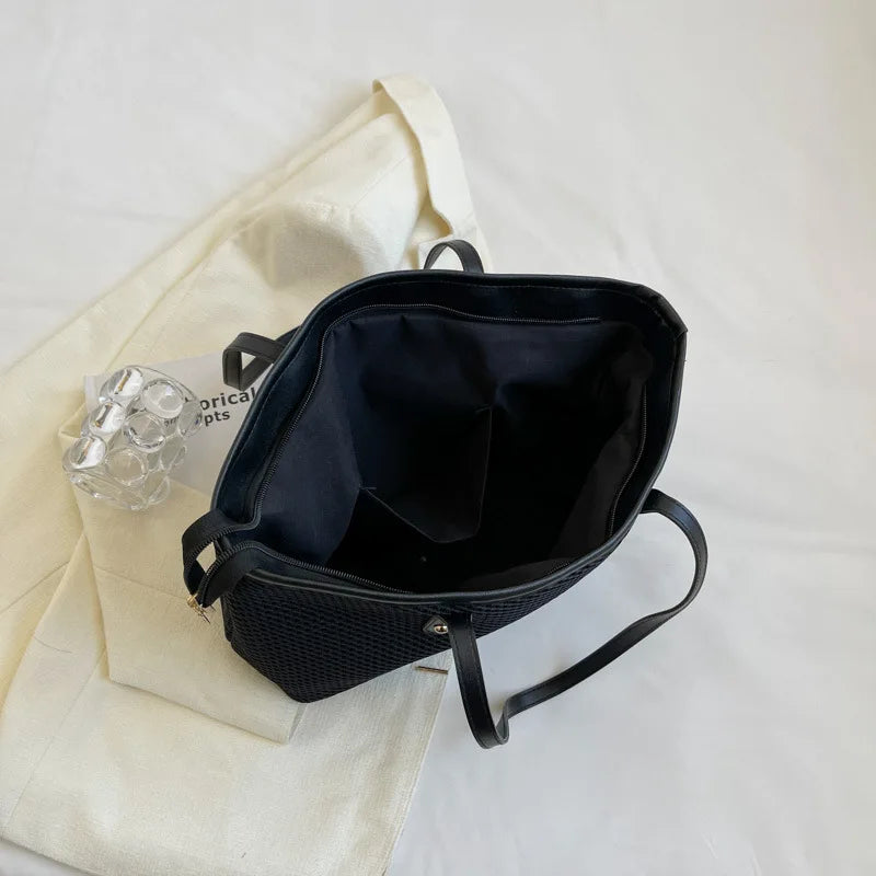 Casual Nylon Shoulder Bag Large Capacity Travel Handbag