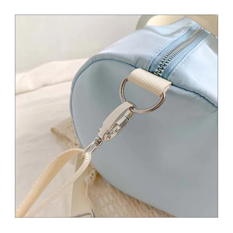Casual Sports Style Nylon Fitness Bag Large Capacity Waterproof Handbag