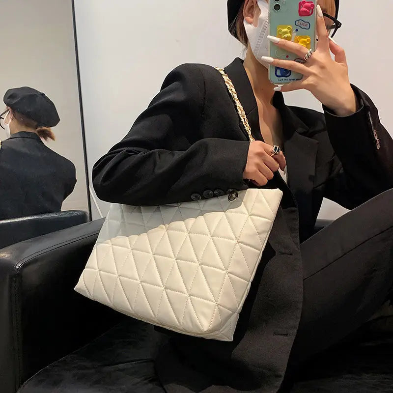 Brown Chain Quilted Shoulder Bag Large Tote Bag Zipper Leather Sh