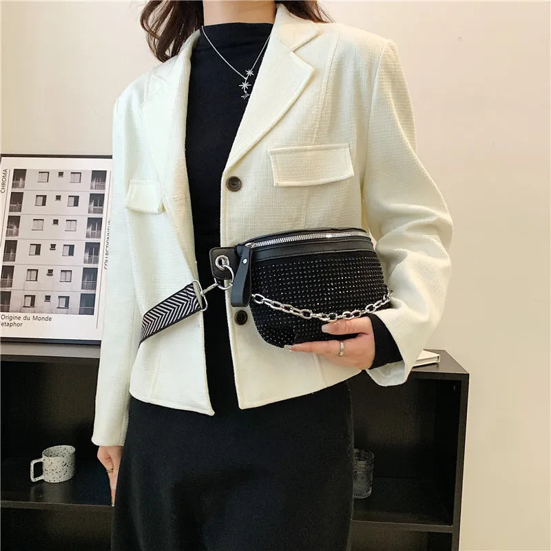 Classic Leather Women Bag Outdoor Casual Chest Bags Retro Women Shoulder Waist B