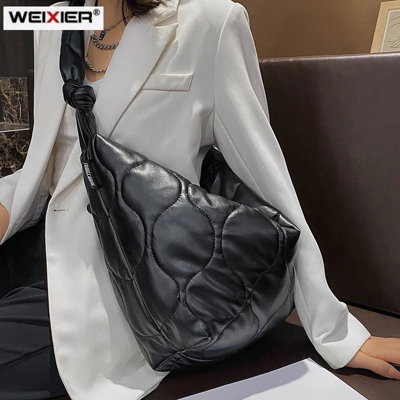 Chic Women's Leather Shoulder Bag