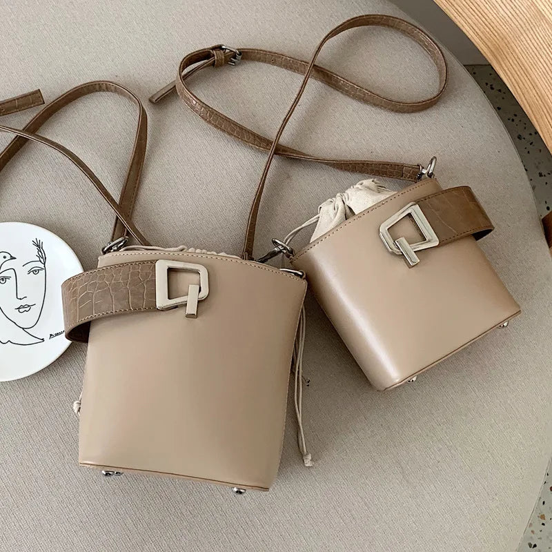 Bucket Bag vs Wild Messenger Bag for Women