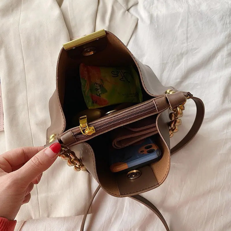 Women Crossbody Messenger Bag with Diamonds Chain Handbag