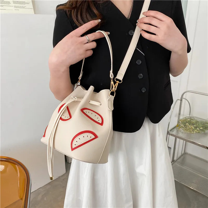Bucket Bag Women's Student Messenger Bag Large Capacity Portable Shoulder Bag