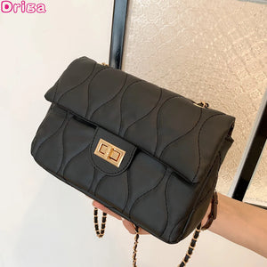 Lingge Chain Shoulder Bag for Women Casual Underarm Crossbody Bag Solid Square