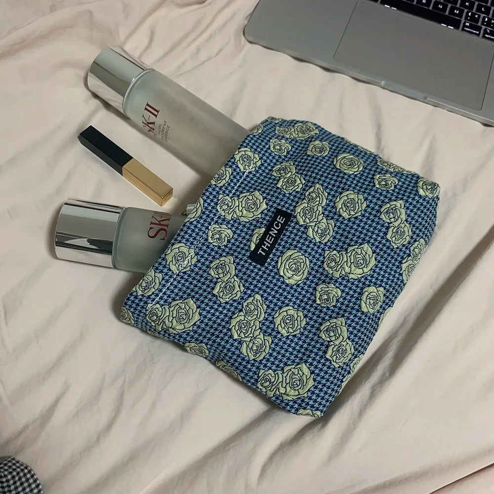 Embossed Rose Cosmetic Bag Large Capacity Portable Toiletry Wash Bag