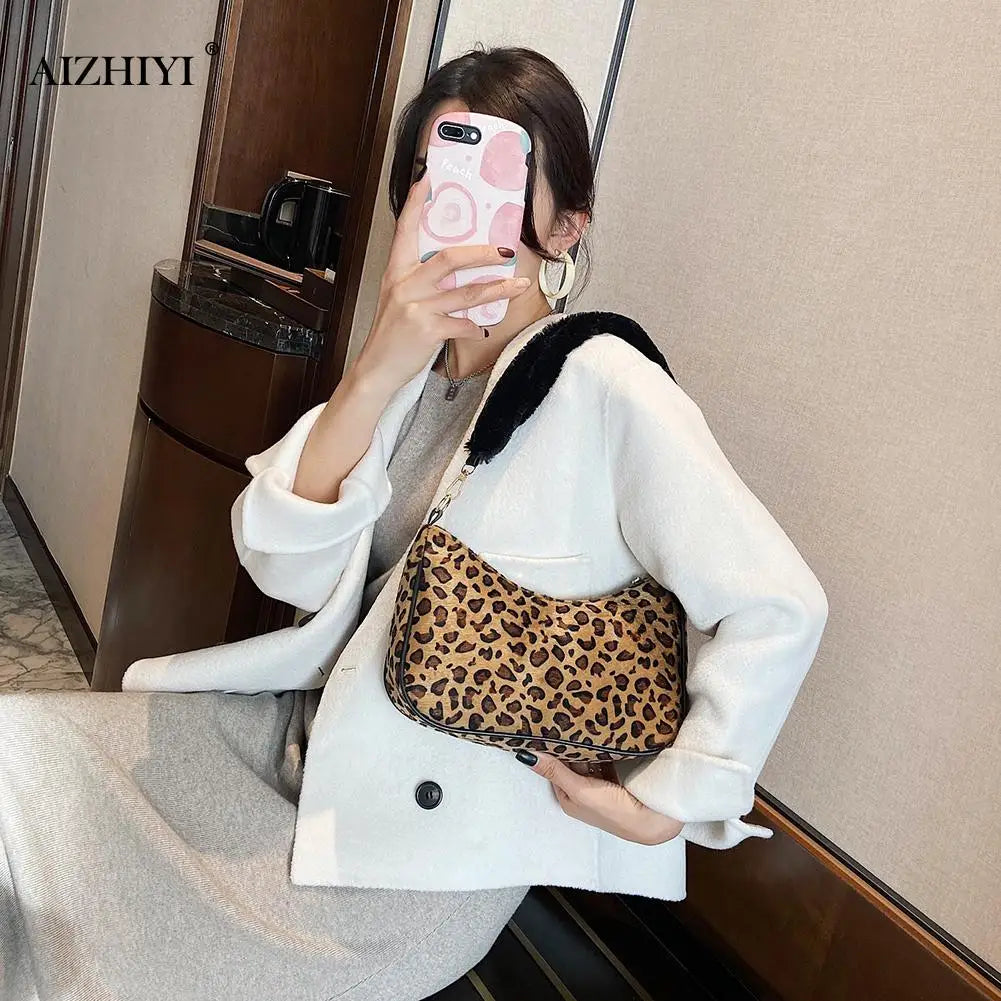 Animal Pattern Handbag Women Shoulder Top-handle Bag Plush Handle Underarm Purse