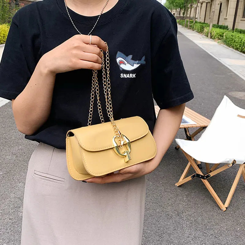 Chain Style Crossbody Bag for Women - Small Shoulder Bag