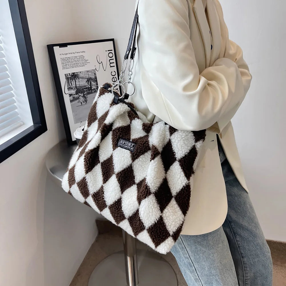 Diamond Pattern Underarm Bag Winter Plush L