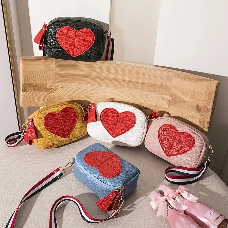 Women Crossbody Bag Heart-shaped Pillow Totes Shoulder Bags Small Messenger Bag