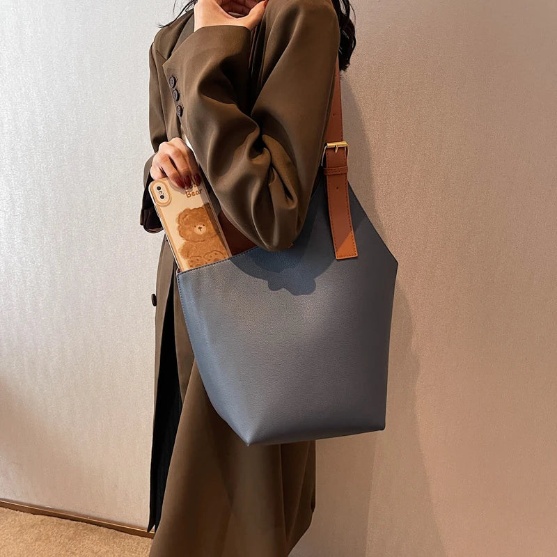 Stylish PU Leather Shoulder Bag with Large Capacity
