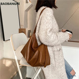 Casual Solid Large Capacity Shoulder Bag for Ladies