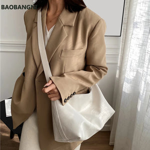 Casual Solid Large Capacity Shoulder Bag for Ladies