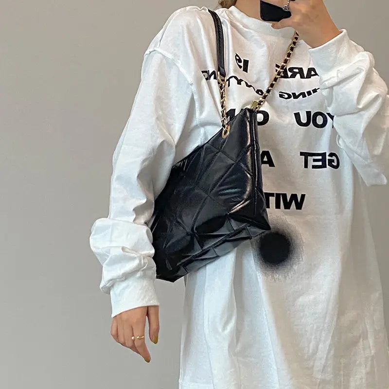 Diamond Lattice Chains Crossbody Bag for Women