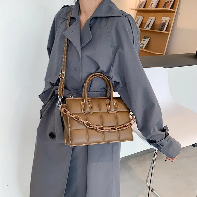 Soft Pu Leather Crossbody Women's Retro Chain Handbag