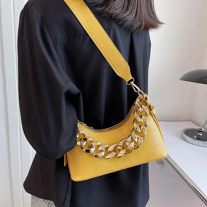 Textured Women Shoulder Bag Chain Decoration Ladies Handbags And Purses