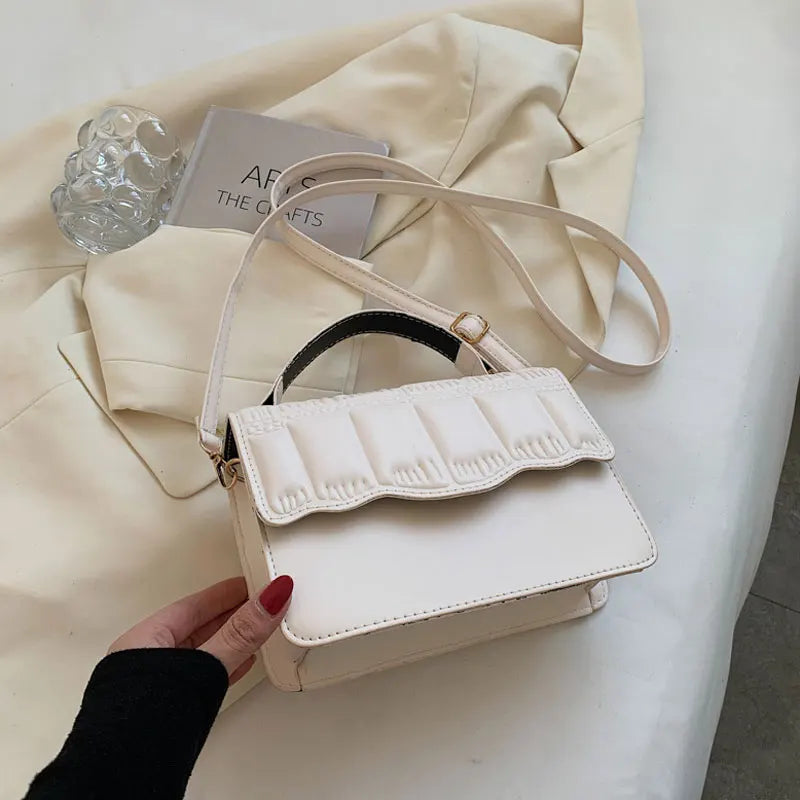 Solid Shoulder Bag for Women Pleated Style Crossbody Chain Purse