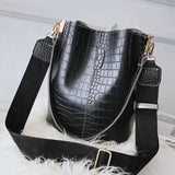 Crocodile Pattern PU Leather Shoulder Bag Bucket Large Capacity Cross-body Bag