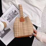 Women's Summer Woven Bucket Bag Casual One-Shoulder Messenger Chain Bag