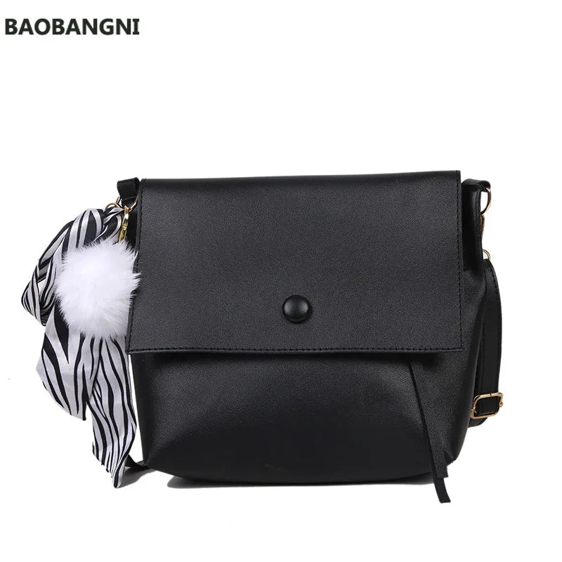 Female Large Capacity Messenger Bag Solid Tote