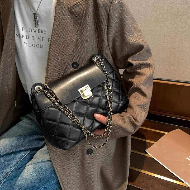 Brown Quilted Chain Shoulder Bag Retro Leather Crossbody Bags