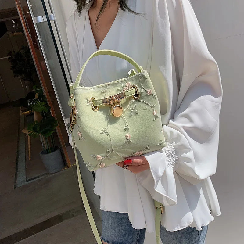 Flowers Embroidery Crossbody Bag High Handbags Shoulder Messenger Bag
