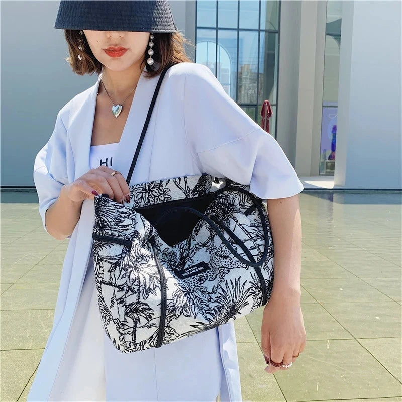 Forest Flowers High Capacity Big Shopper Shoulder Bags for Women