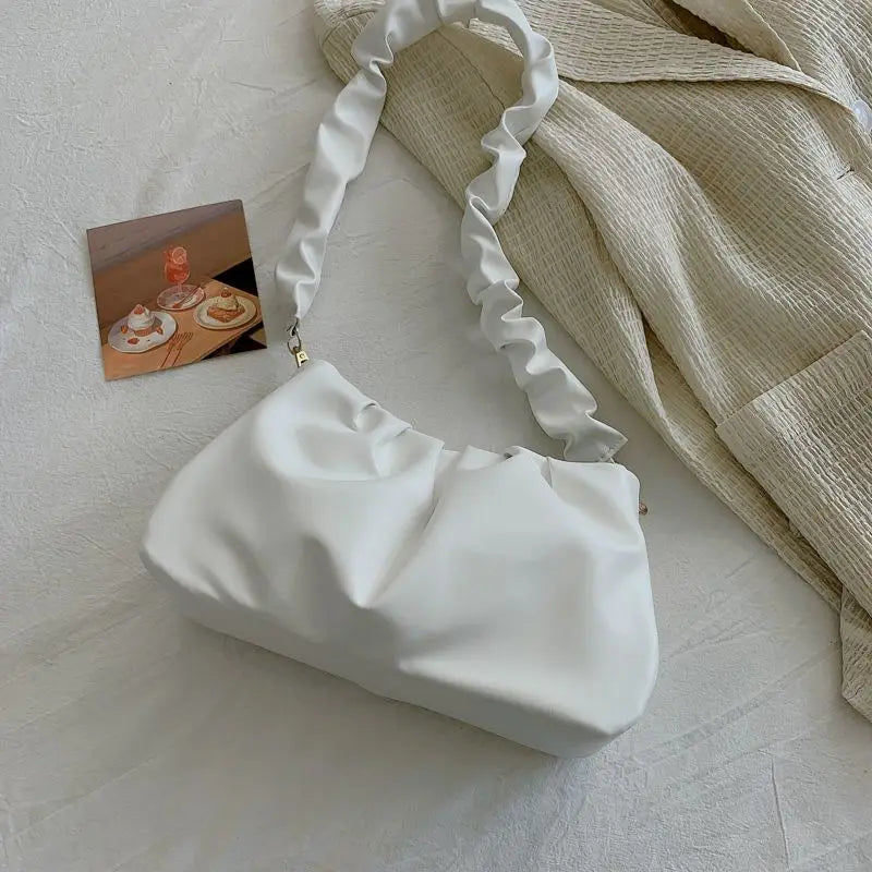 French High-end Underarm Cloud Bag Chain Shoulder Bag