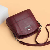Geestock Vintage Women's Small Leather Shoulder Bag