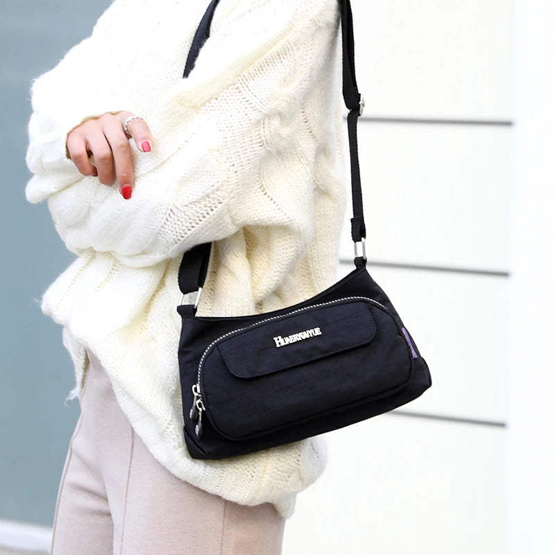 Women Messenger Bag Waterproof Nylon Crossbody Purses