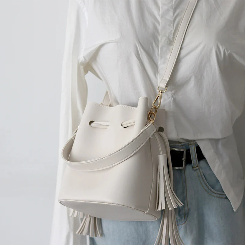Stylish Tassel Bucket Shoulder Bag Women Messenger Bag