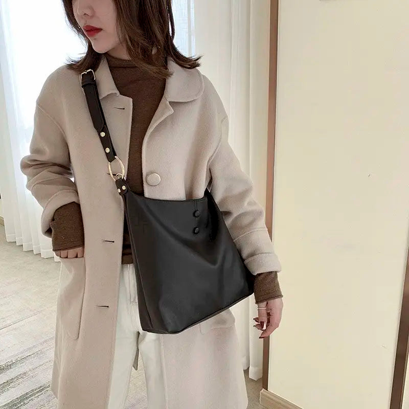 Harajuku Large-capacity Shoulder Bag, High-end Western Style Tote