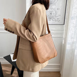 High Capacity PU Leather Crossbody Bags For Women Casual Bucket Bags