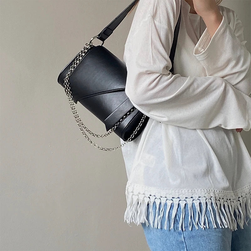 PU Leather Women Underarm Bag with Chain Shoulder Straps