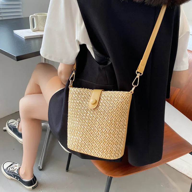 Straw Woven Bucket Bag Casual Summer Vacation Wild Single Shoulder Messenger Bag